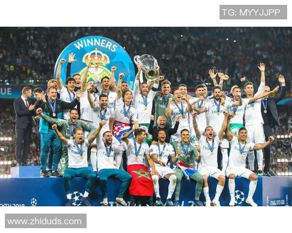 足球球星100号传奇故事：从草根到世界顶尖的奋斗历程与荣耀时刻